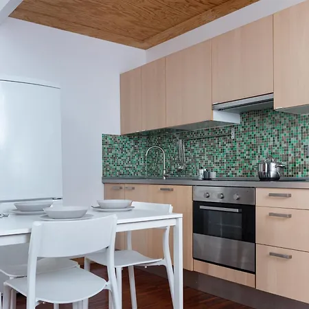 Apartament White And Brown Exclusive Loft With Terrace - Free Parking - M2 Station